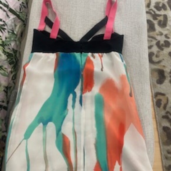 Versace - Picture 3 of 4